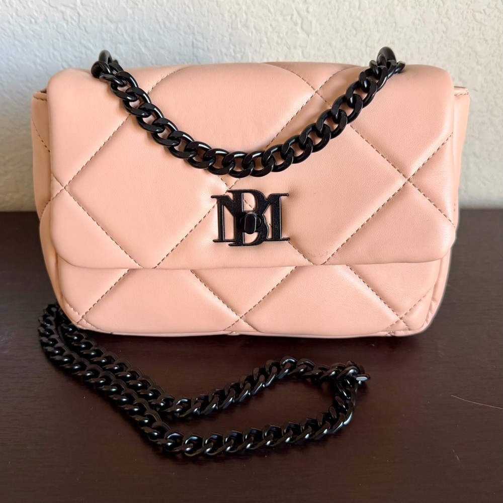 Elegant Salmon Quilted Chain Bag